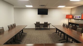 Country Inn & Suites by Radisson, Savannah Midtown, GA