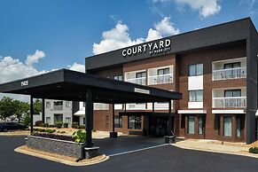 Courtyard by Marriott Charlotte/Matthews