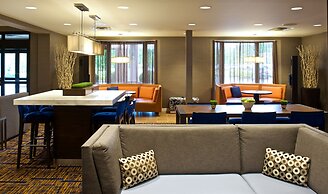 Country Inn & Suites by Radisson, Columbus-Edinburgh