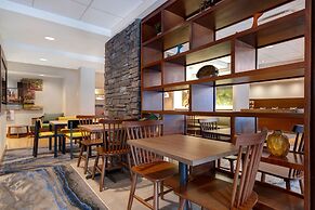 Fairfield Inn & Suites by Marriott Rochester West/Greece