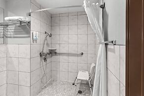 Quality Inn & Suites CVG Airport