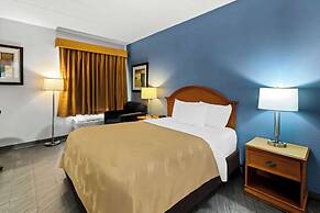 Quality Inn & Suites CVG Airport