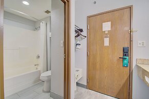 Quality Inn & Suites CVG Airport