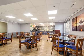 Quality Inn & Suites CVG Airport