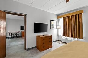 Quality Inn & Suites CVG Airport