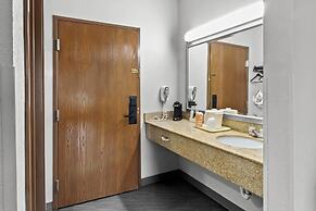 Quality Inn & Suites CVG Airport