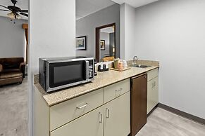 Quality Inn & Suites CVG Airport