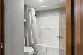 Quality Inn & Suites CVG Airport