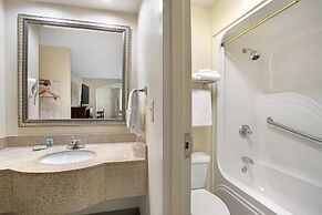 Best Western Inn & Suites - Monroe