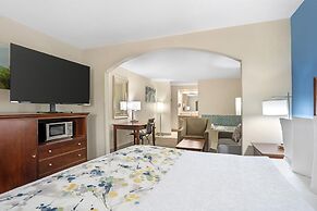 Best Western Inn & Suites - Monroe