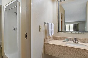 Best Western Inn & Suites - Monroe