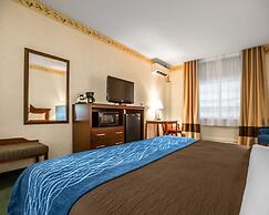 Quality Inn & Suites Dixon near I-88