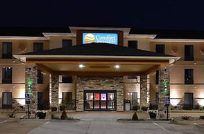 Comfort Inn & Suites Cedar Rapids North - Collins Road