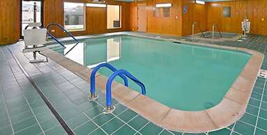 Comfort Inn & Suites Cedar Rapids North - Collins Road