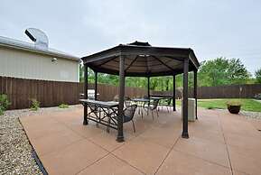 Comfort Inn & Suites Cedar Rapids North - Collins Road