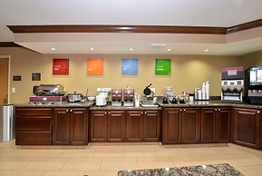 Comfort Inn & Suites Cedar Rapids North - Collins Road