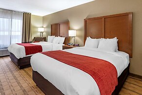 Comfort Inn & Suites Cedar Rapids North - Collins Road