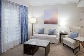 Hampton Inn & Suites Charlotte/South Park at Phillips Place