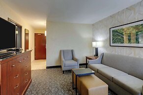 Drury Inn & Suites Charlotte University Place