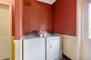 Quality Suites North