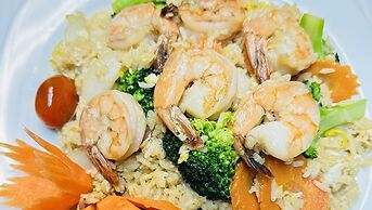 Colonial Inn Ellsworth