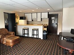 Colonial Inn Ellsworth