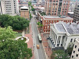 Blake Hotel New Orleans, BW Signature Collection