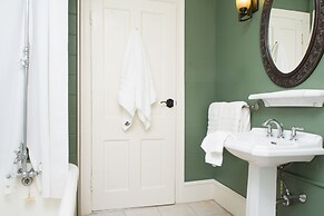 Jonathan Pitney House