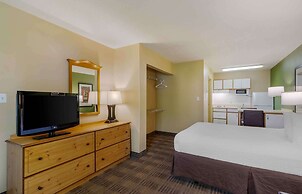 Extended Stay America Select Suites Atlanta Cumberland Mall