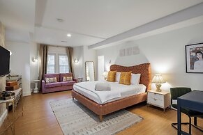 Swann House Historic Dupont Circle Inn