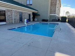 Super 8 by Wyndham Alexandria LA