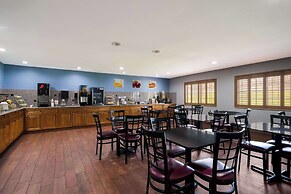 Quality Inn & Suites Oklahoma City North