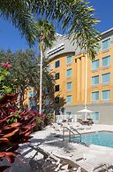 Galleria Palms Hotel