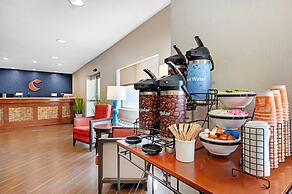 Comfort Inn & Suites North Greenfield
