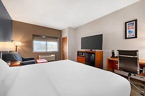 Comfort Inn & Suites North Greenfield