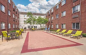 Extended Stay America Suites Cincinnati Blue Ash Reed Hartma