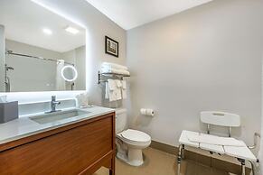 Comfort Suites Omaha East-Council Bluffs