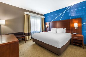 Comfort Suites Omaha East-Council Bluffs