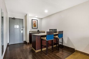 Comfort Suites Omaha East-Council Bluffs