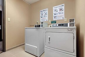 Comfort Suites Omaha East-Council Bluffs