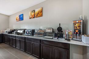 Comfort Suites Omaha East-Council Bluffs