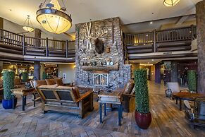 The Grand Hotel at the Grand Canyon