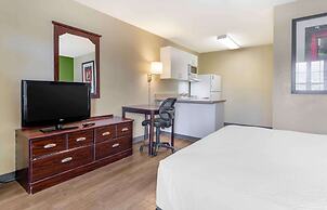 Extended Stay America Select Suites Roanoke Airport