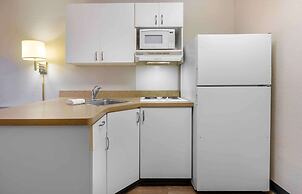 Extended Stay America Select Suites Roanoke Airport