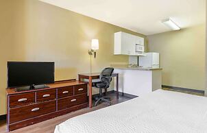 Extended Stay America Select Suites Roanoke Airport