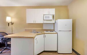 Extended Stay America Select Suites Roanoke Airport