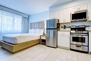 Grand Seas by Exploria Resorts