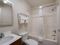 Birch Hill Suites Kansas City – Independence