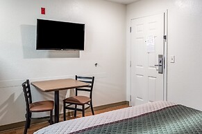 HomeTowne Studios By Red Roof Eugene - Springfield