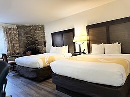 Quality Inn Creekside - Downtown Gatlinburg